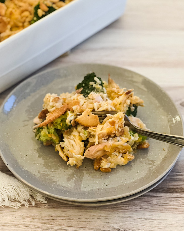 Easy Chicken and Rice Casserole – Billie-Jo's Kitchen